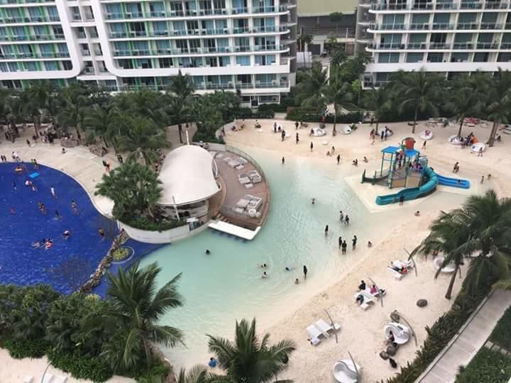 Paranaque City Azure Urban Resort Res. מראה חיצוני תמונה