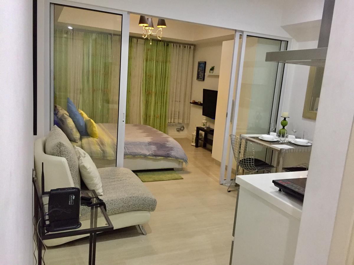 Paranaque City Azure Urban Resort Res. מראה חיצוני תמונה