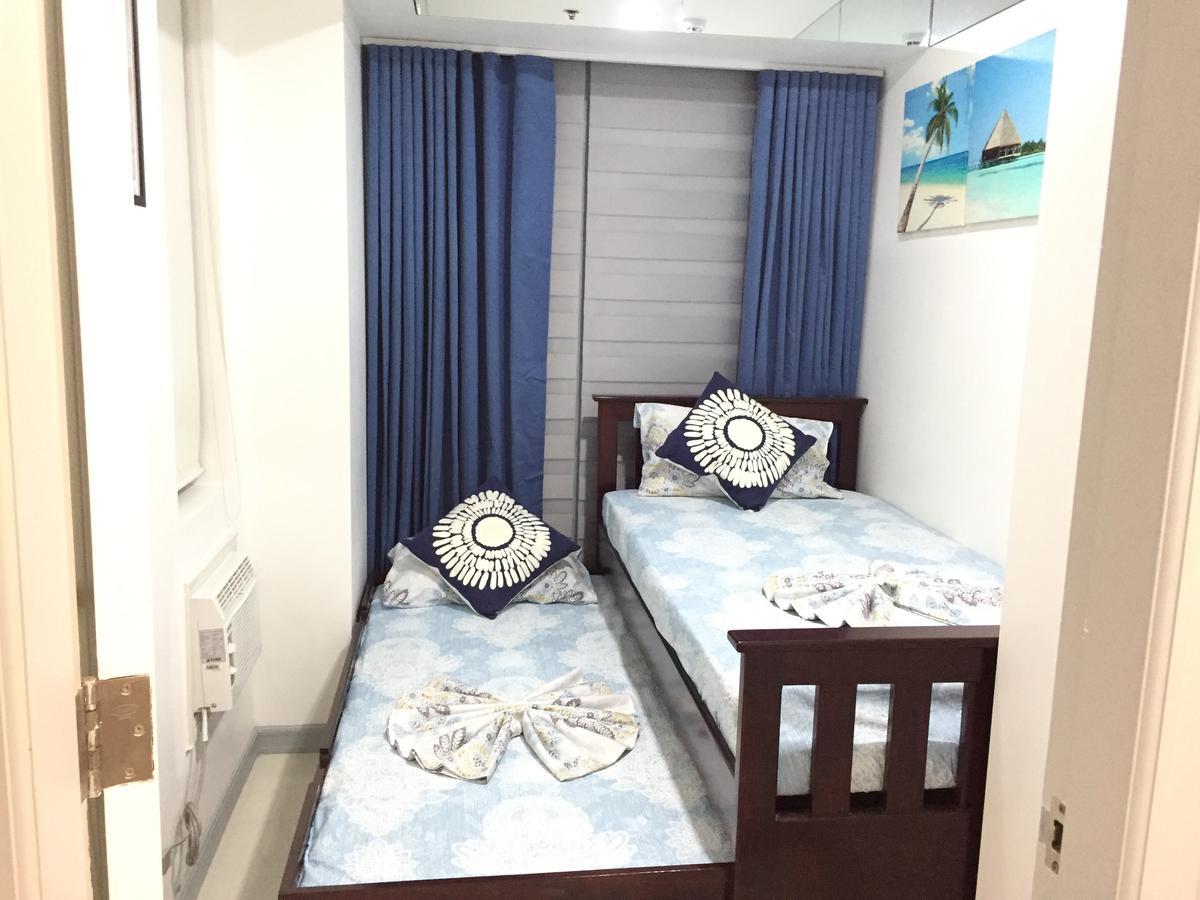 Paranaque City Azure Urban Resort Res. מראה חיצוני תמונה
