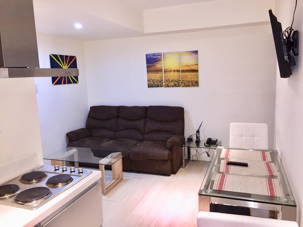 Paranaque City Azure Urban Resort Res. מראה חיצוני תמונה