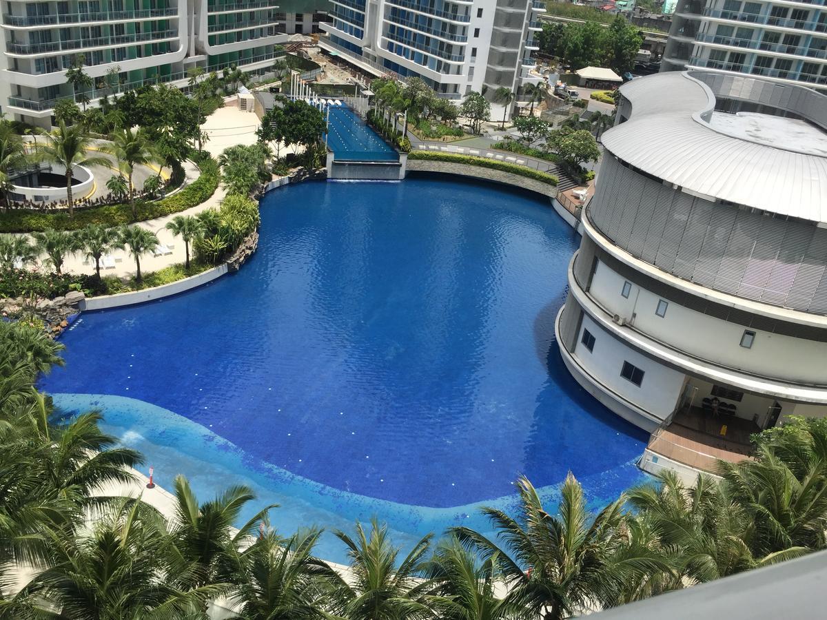 Paranaque City Azure Urban Resort Res. מראה חיצוני תמונה