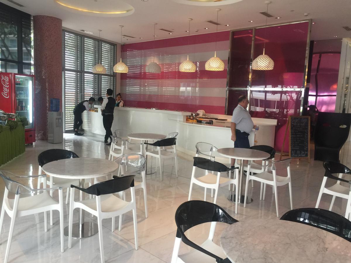 Paranaque City Azure Urban Resort Res. מראה חיצוני תמונה