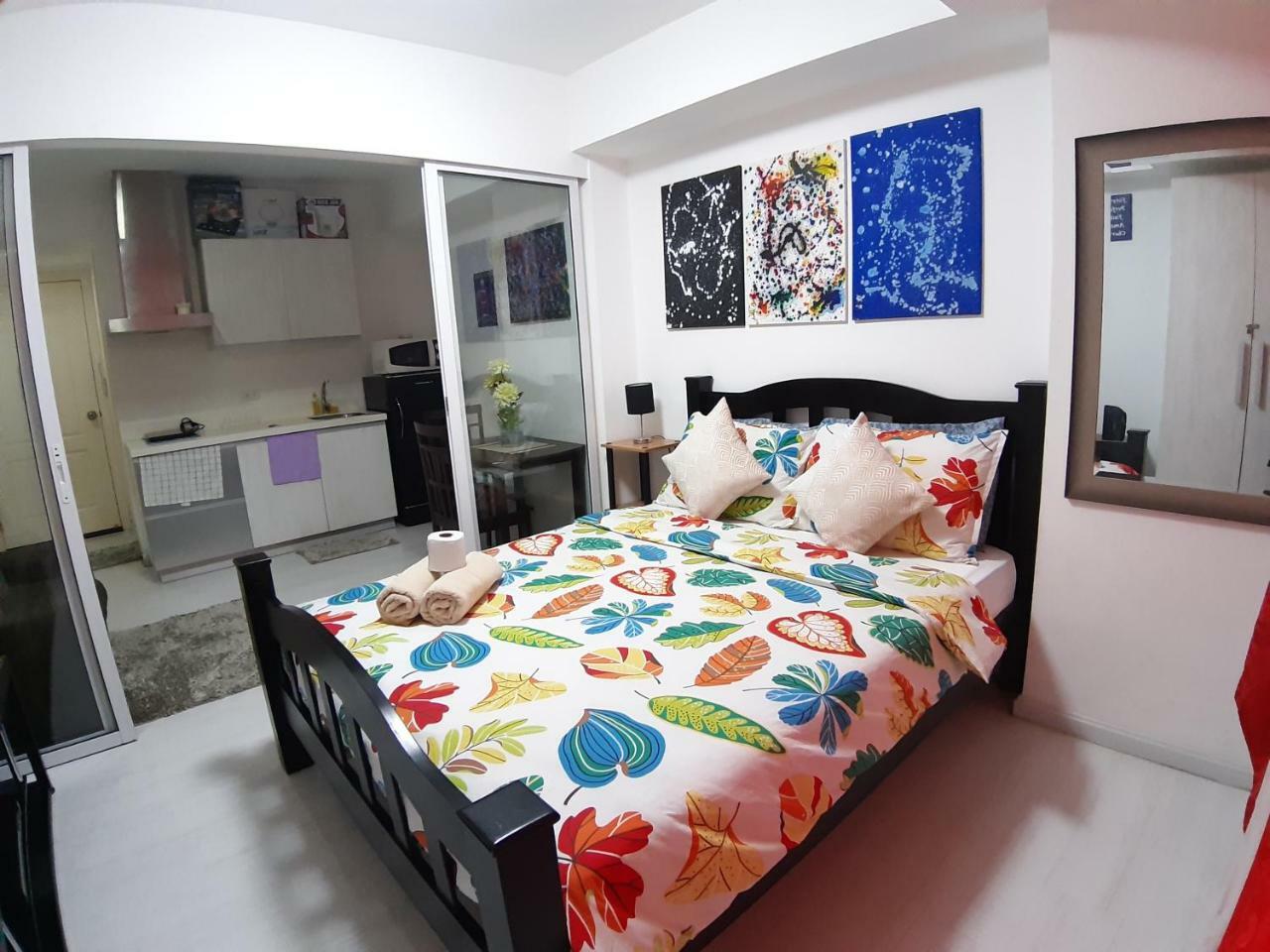 Paranaque City Azure Urban Resort Res. מראה חיצוני תמונה
