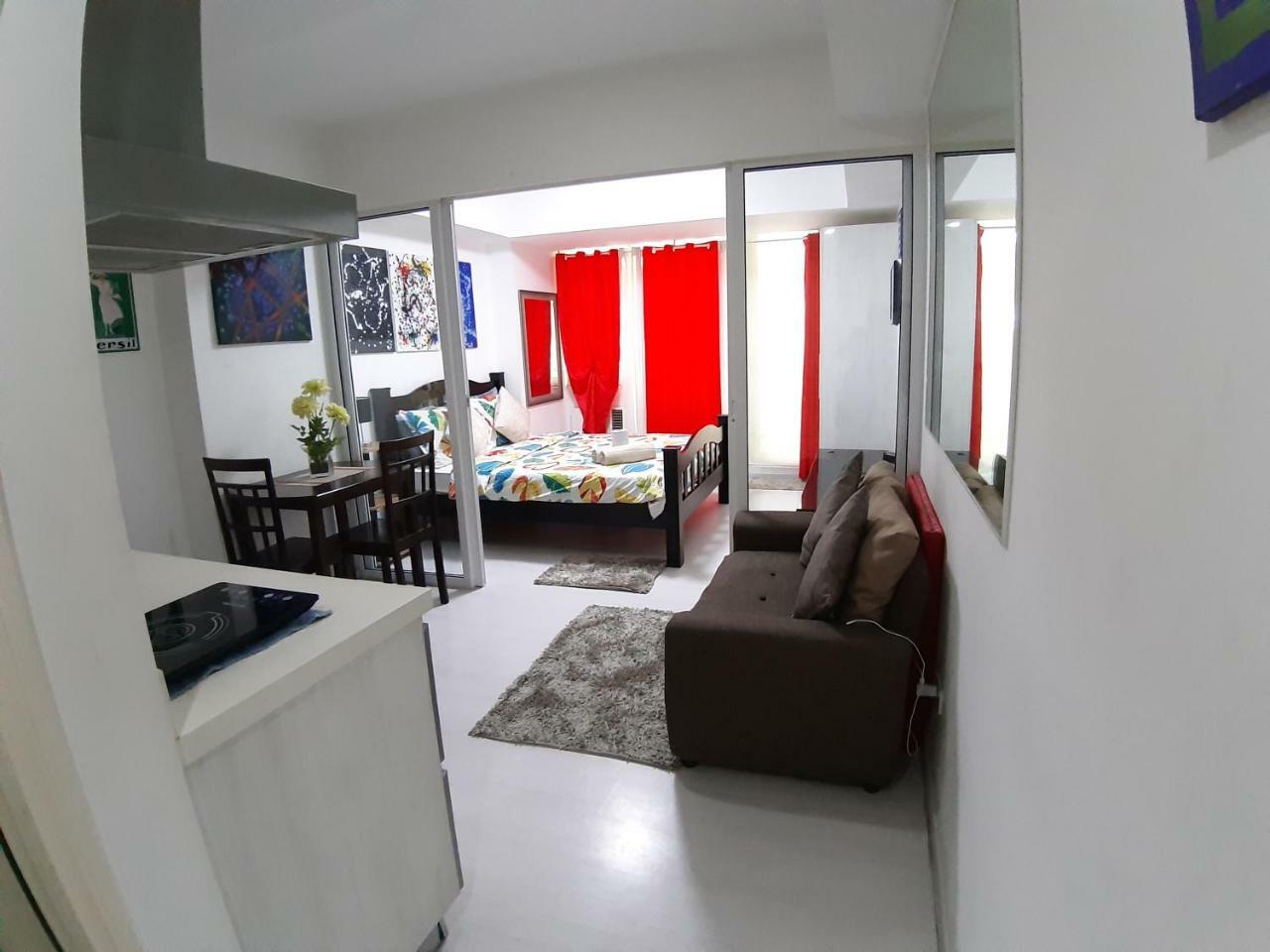 Paranaque City Azure Urban Resort Res. מראה חיצוני תמונה